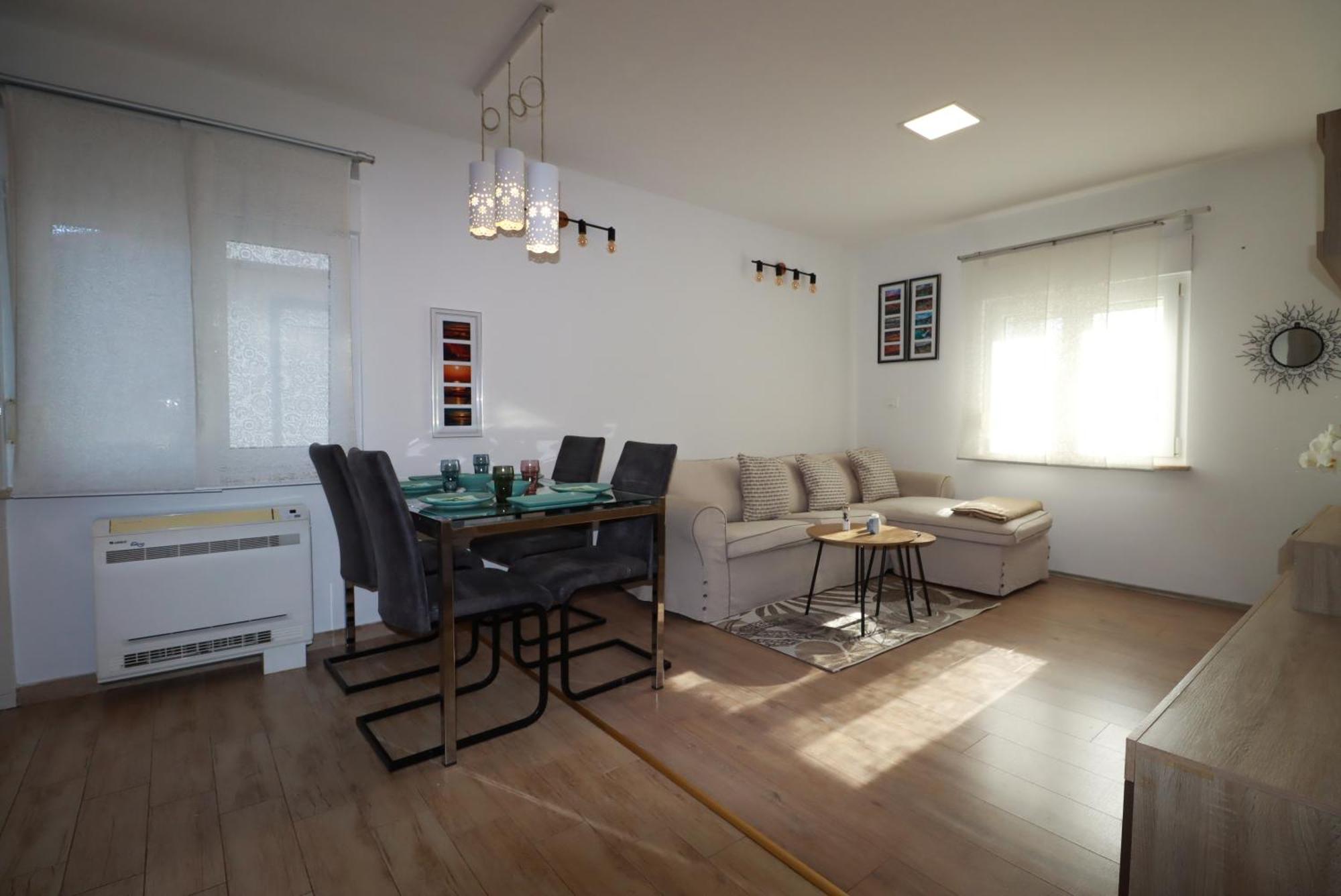 Maki I Mila Apartman Stinjan Pula Exteriör bild